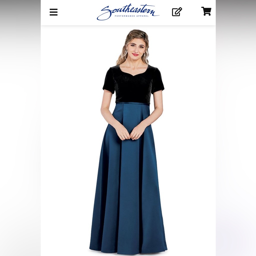 Southeastern Performance Velvet/Satin Dress 4
